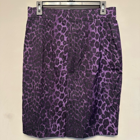 Ann Taylor Purple Animal Print Pencil Skirt Size 8 Petite - Picture 5 of 6